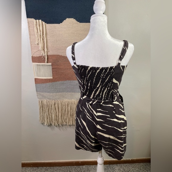 Rails Brown Abstract Linen Blend Sleeveless Button Up Tie front Rompers Size S - Picture 3 of 10